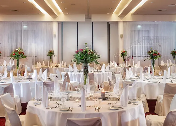 Ping Pong Hotel: Radisson Blu Park Hotel & Conference Centre